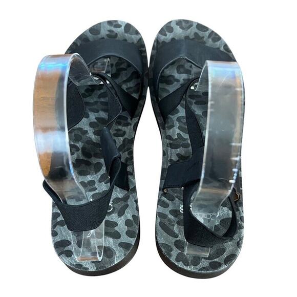 Corkys Womens Thrive Strappy Black Open Toe Sandals Flats Casual Shoes sz 9 - Picture 10 of 16